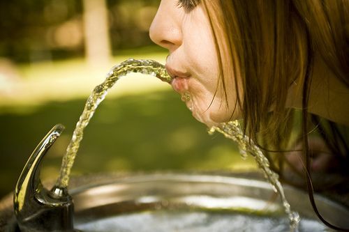 is-drinking-tap-water-bad-934824934824