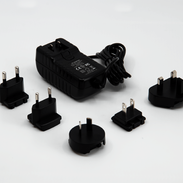 El Adaptador de Cable de AlimentaciÃ³n para Raptor es un componente vital para garantizar un funcionamiento sin problemas de tu sistema.